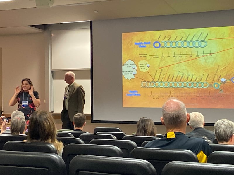 Rebecca and Steve Lundwall teach a BYU Education Week class about the Book of Mormon’s provenance.